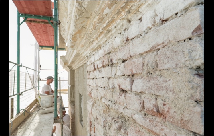 Arbeiten historische Fassade