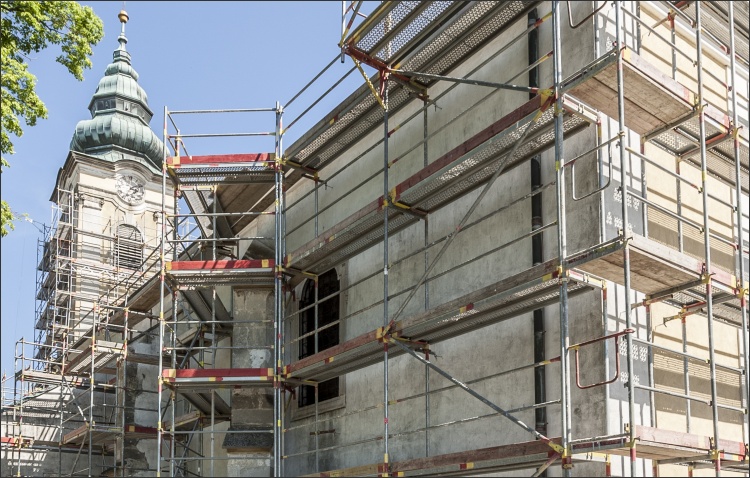 Sanierung der denkmalgeschützten Fassade