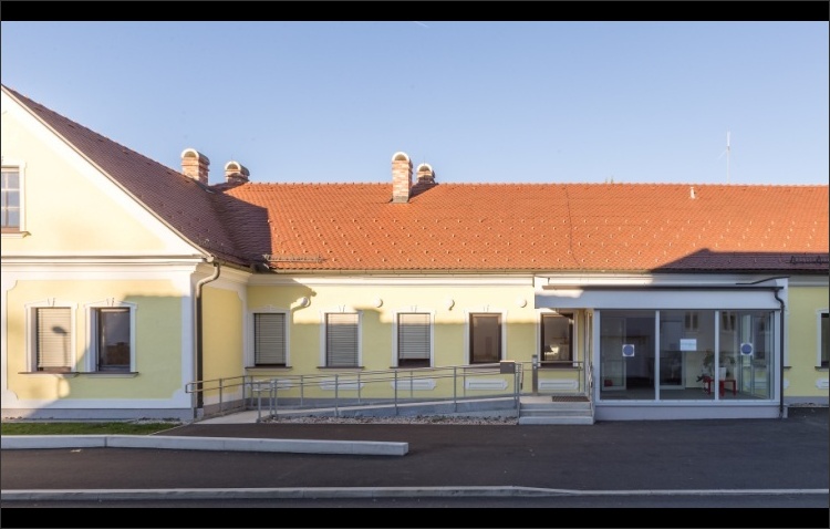 Umbau und Neugestaltung Fassade